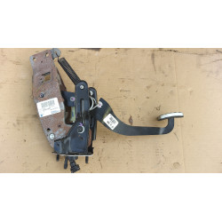 CHEVROLET CAMARO ENGINE CLUTCH PEDAL 2010-2015 GM 22957491 22858855 20940404 NEW