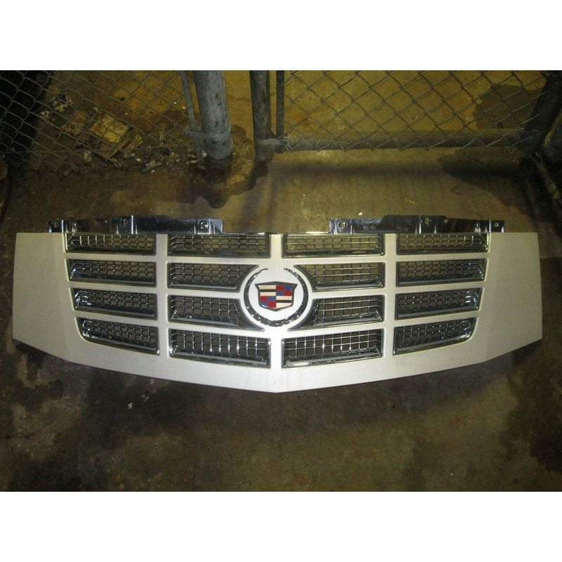 19156281 Cadillac Escalade Chrome Grille 2007-2014 20824253