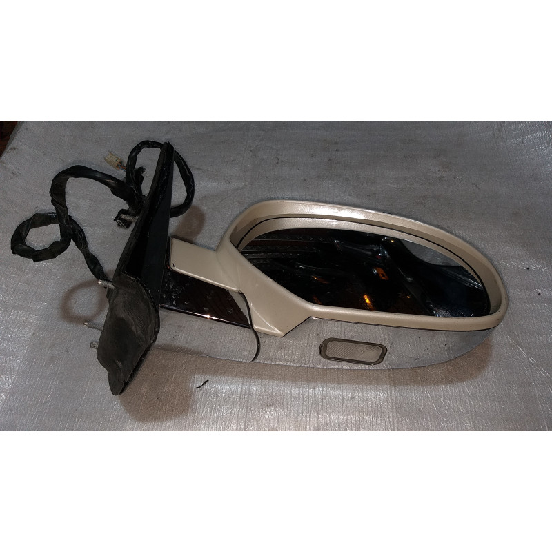 CADILLAC ESCALADE RIGHT TURN CHROME POWER FOLD MIRROR 2007-2014 GM 15882590