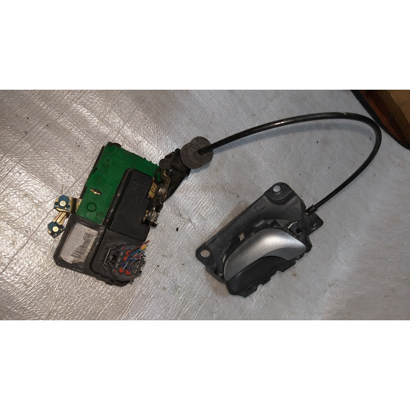 VOLVO S80 S60 V70 XC70 XC90 LEFT FRONT DOOR LOCK LATCH ACTUATOR 2001-2009 8650548