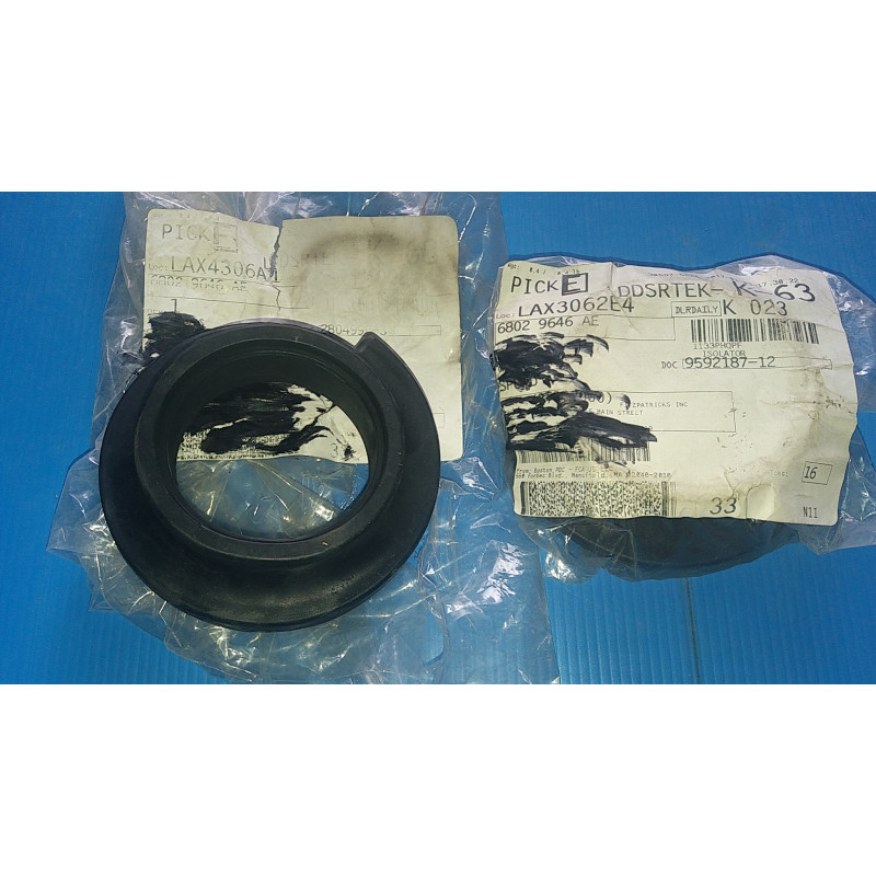 DODGE DURANGO JEEP GRAND CHEROKEE FRONT UPPER COIL SPRING INSULATOR 2011-2018 68029646AE NEW