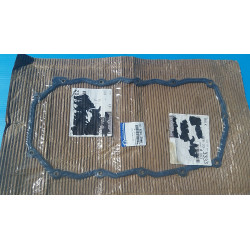CRYSLER TOWN COUNTRY SEBRING DODGE CRAVAN STRATUS JEEP LIBERTY WRANGLER 2.4L OIL PAN GASKET 1995-2007 04621579