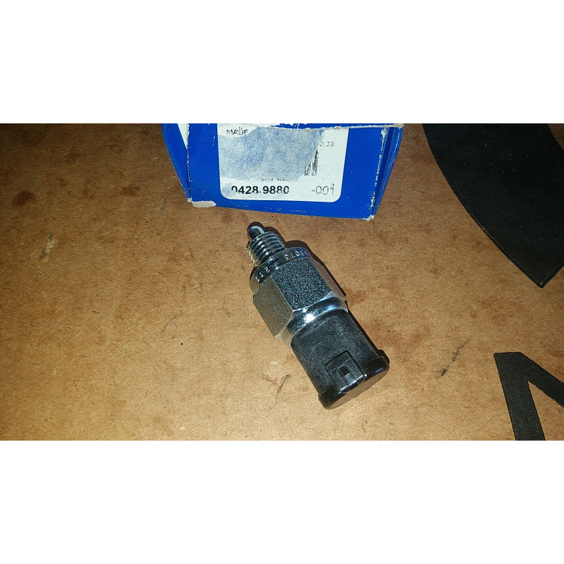 DODGE RAM JEEP SWITCH HUB LOCK INDICATOR 1994-2002 04289880 NEW
