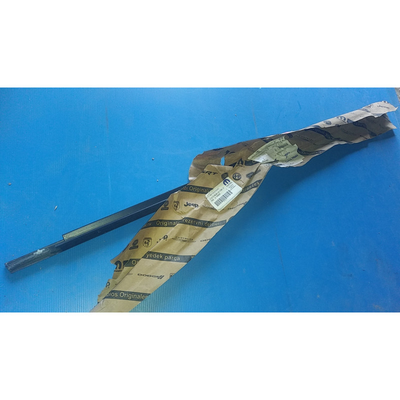 JEEP CHEROKEE LEFT REAR DOOR WEATHERSTRIP BELT OUTER MOLDING 2014-2018 68156233AC 68442239AA NEW