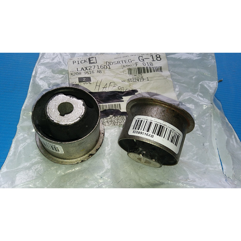 JEEP GRAND CHEROKEE COMMANDER FRONT DIFFERENTIAL MOUNT BUSHING 2005-2010 52089516AB NEW