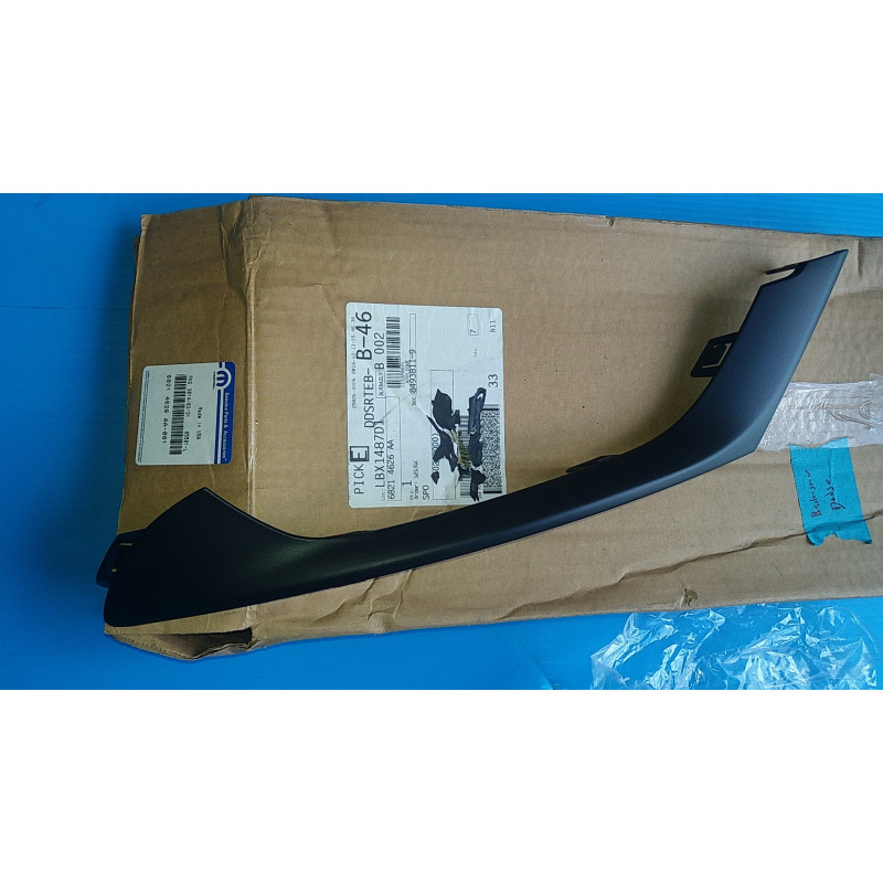 CHRYSLER 200 FRONT BUMPER RIGHT MOLDING APPLIQUE FASCIA 2015-2018 68214626AA NEW