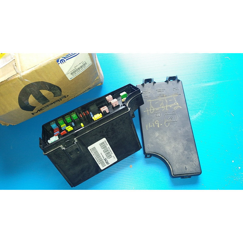 DODGE CALIBER JEEP PATRIOT COMPASS BLOCK TOTALLY INTEGRATED POWER FUSE BOX 2011-2014 RL692343AF 04692343AF NEW