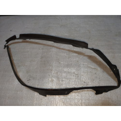MERCEDES CLS W218 RIGHT HEADLIGHT SEALING FRAME GASKET 2012-2016 2188260258 1301015273