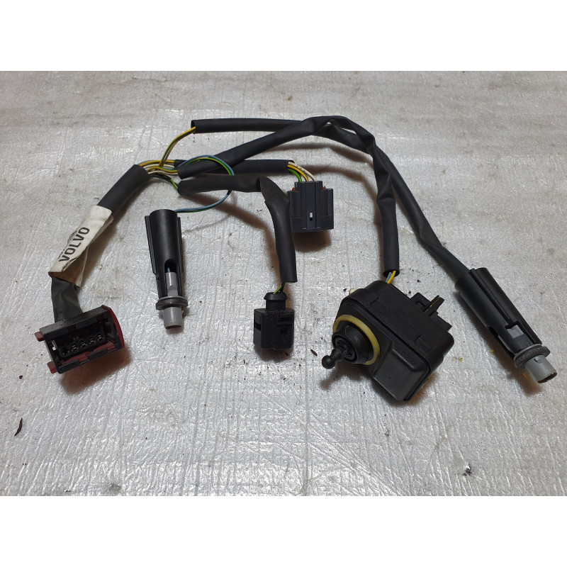 VOLVO XC90 LEFT XENON AFS HEADLIGHT WIRING HARNESS AND LEVELING MOTOR 2007-2014 30784145  31217051