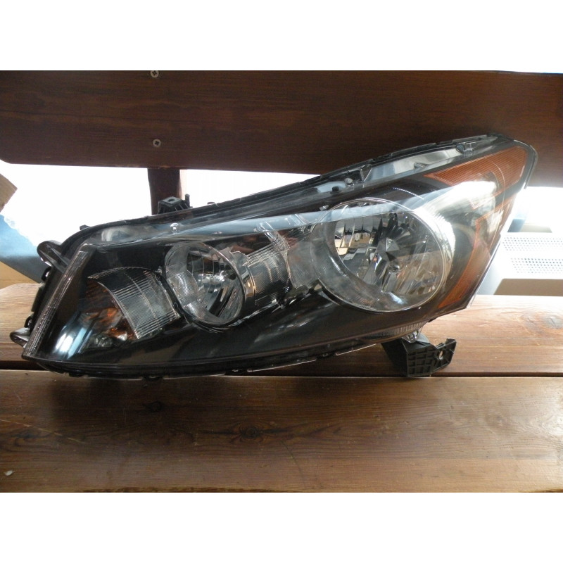 33150-TA0-A01 Honda Accord Left Headlight 2008-2011