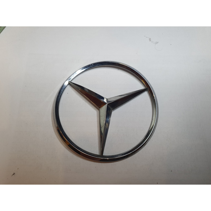 MERCEDES C CLASS W202 REAR TRUNK LOGO EMBLEM 1997-2001 2027580358 A2027580358