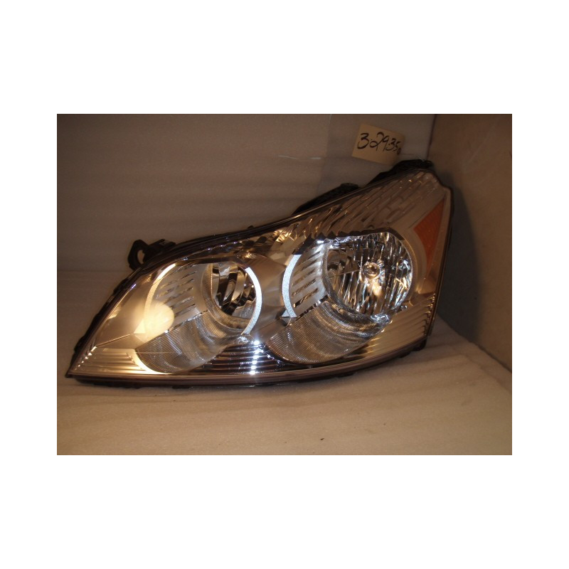 15912689 Chevrolet Traverse Left Headlight 2009-2012