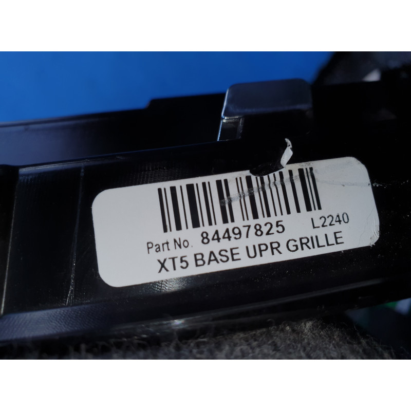 84497825 Cadillac XT5 Chrome Grill 2017-2020 84107964