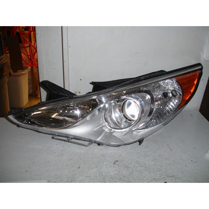 92101-3Q000 Hyundai Sonata Left Headlight 2011-2013