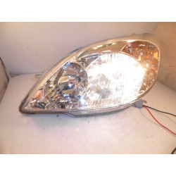 Toyota Matrix Left Headlight 2003-2006