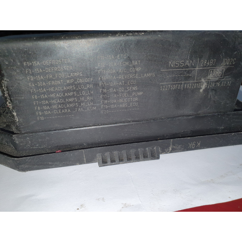 NISSAN QASHQAI DIESEL 1.5 DCI FUSE BOX 2010-2013 284B7-JD02C
