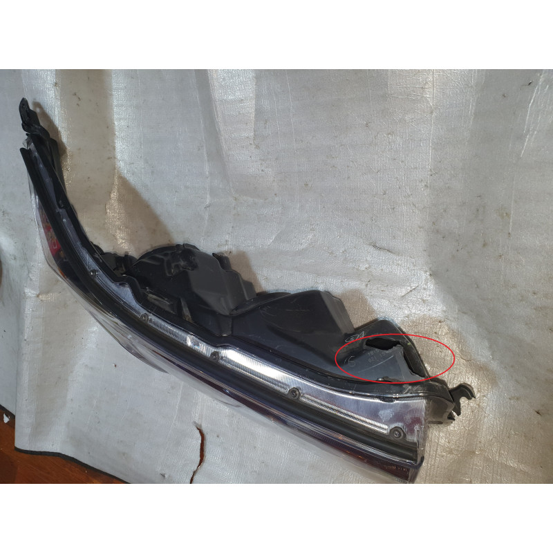 Toyota Highlander Halogen Right Headlight 2014-2016
