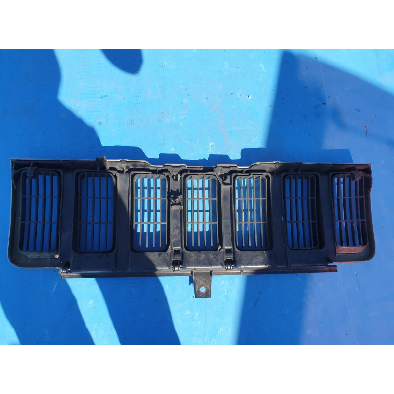 55054993 Jeep Grand Cherokee Chrome Grille 1996-1998 55054996