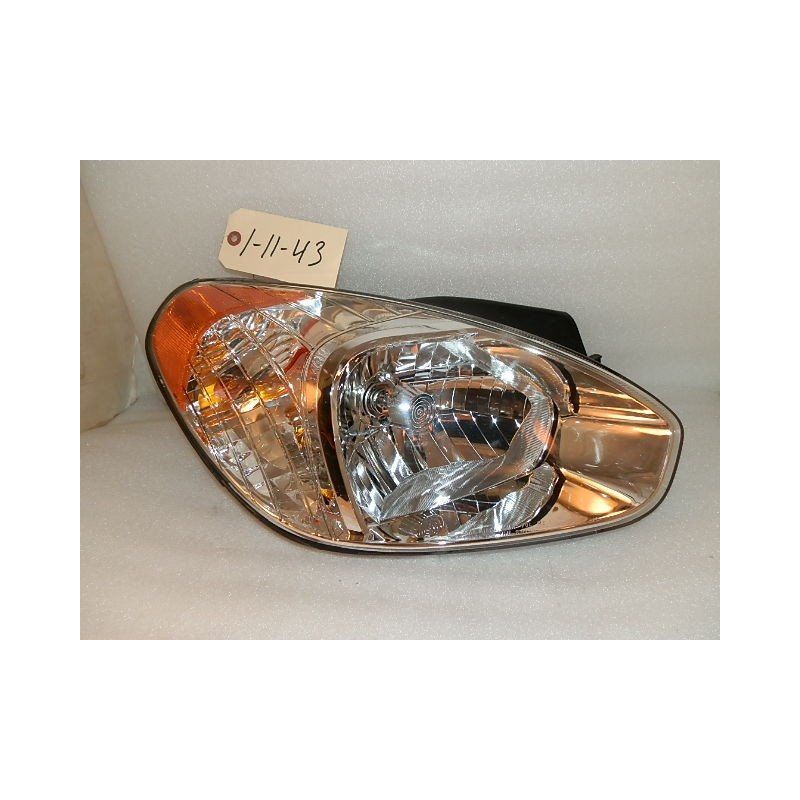 Hyundai Accent Right Headlight 2006-2010