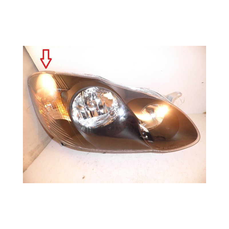 Toyota Corolla XRS Right Headlight 2003-2004