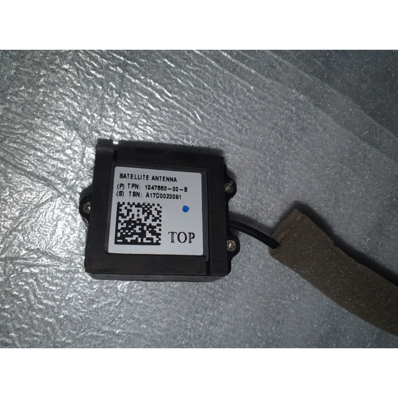 TESLA MODEL X SATELLITE RADIO ANTENNA 2016-2019 1047863-00-B