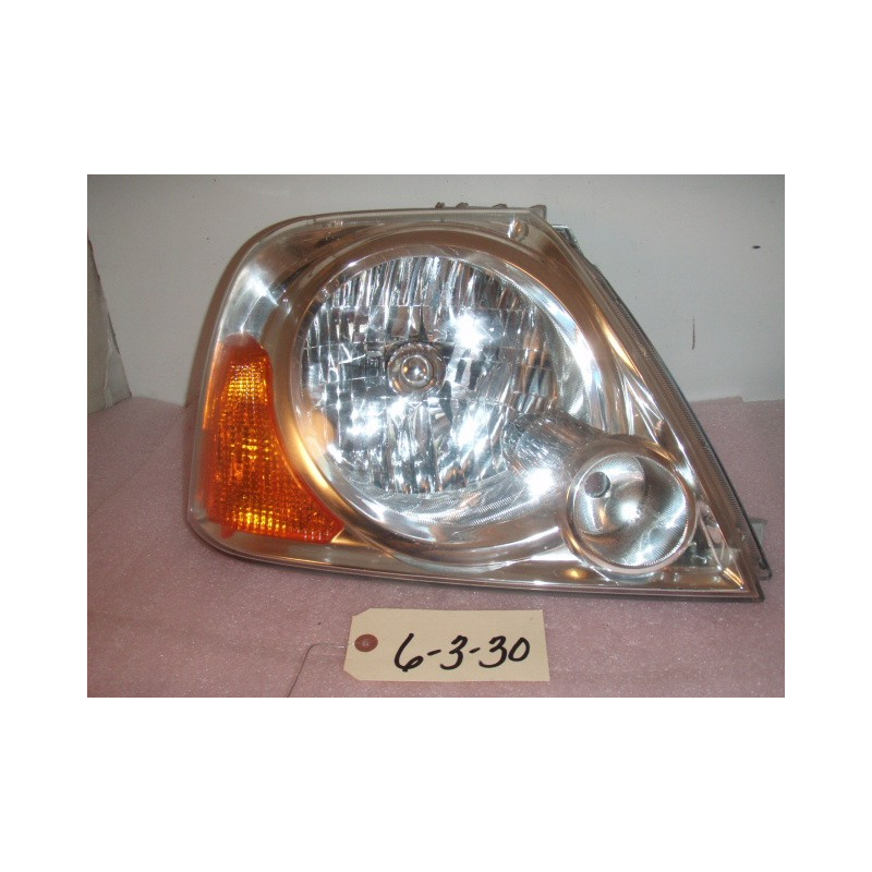 Suzuki Grand Vitara Right Headlight 2004-2007 | XL-7
