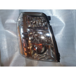 CADILLAC ESCALADE RIGHT XENON HEADLIGHT 2007-2013 OEM GM 25897649