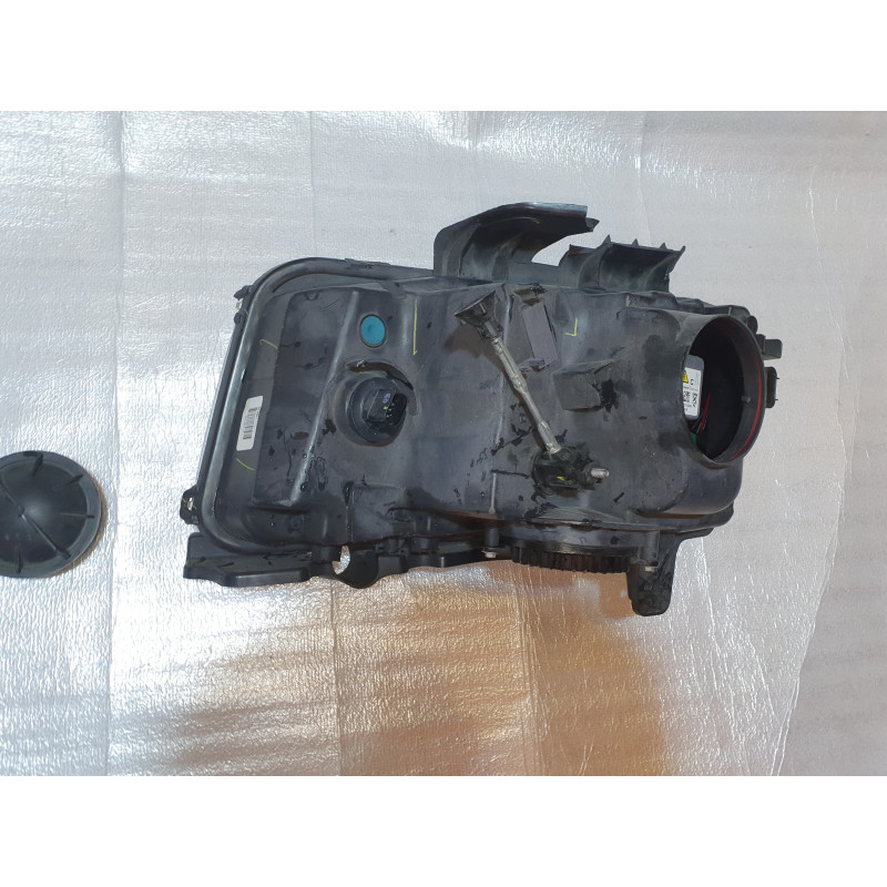 CHEVROLET CAMARO RIGHT XENON HEADLIGHT 2010-2013 GM 22959920 92240994