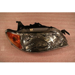 Mazda Protege Right Headlight 2000-2004 | Protegé
