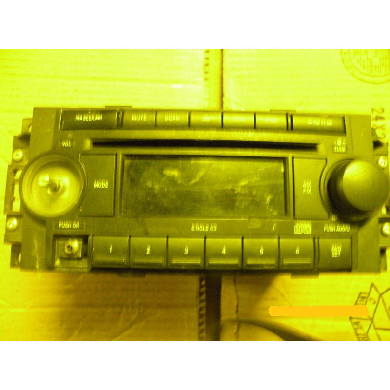05064173AK Dodge Caliber Radio CD 2004-2008