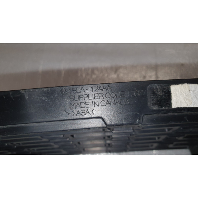 DODGE CHALLENGER LOWER GRILL 2015-2020 15LA-124AA 68259756AA