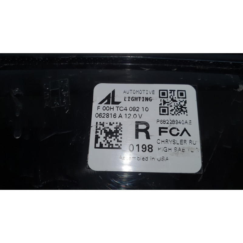 CHRYSLER PACIFICA RIGHT LED INNER TAIL LAMP 2017-2021 68228940AE