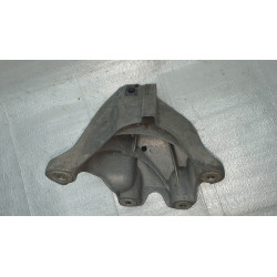 CADILLAC ATS CTS SEDAN COUPE AWD 2.0L RIGHT ENGINE BRACKET MOUNT 2013-2020 GM 20841860