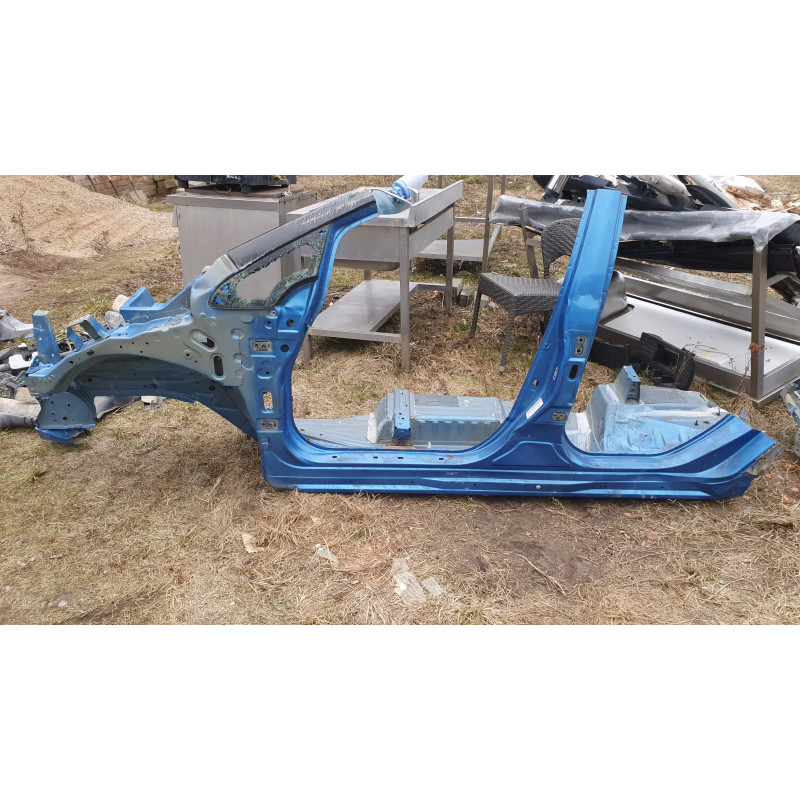 NISSAN LEAF LEFT SIDE 2019