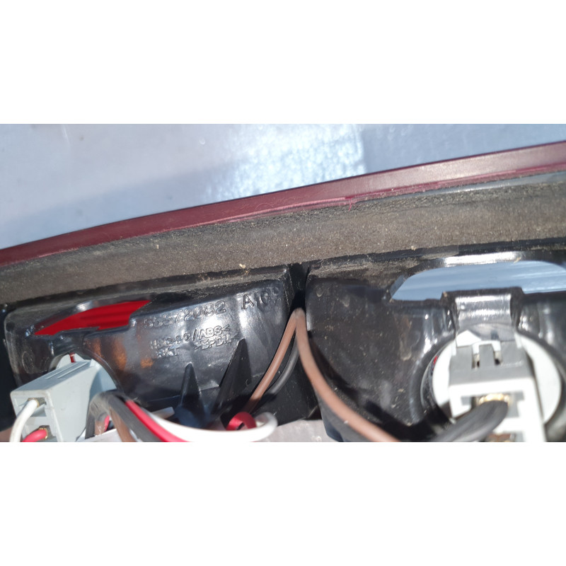 DODGE RAM 1500 2500 3500 THIRD BRAKE LIGHT LAMP 2009-2018 55372082AC