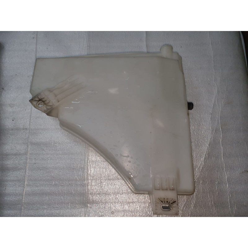 VOLKSWAGEN TOUAREG PORSCHE CAYENNE 958 WASHER TANK RESERVOIR 2011-2016 7P0955453 1K6955651 3122789