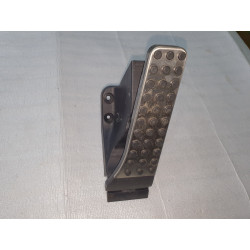MERCEDES GLC X253 GAS PEDAL 2015-2019 A2533000104 2533000104