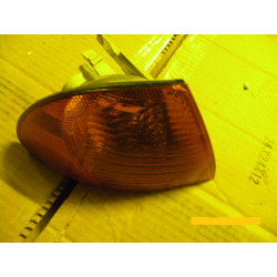 BMW 3-Series Right Turn Lamp 1998-2002