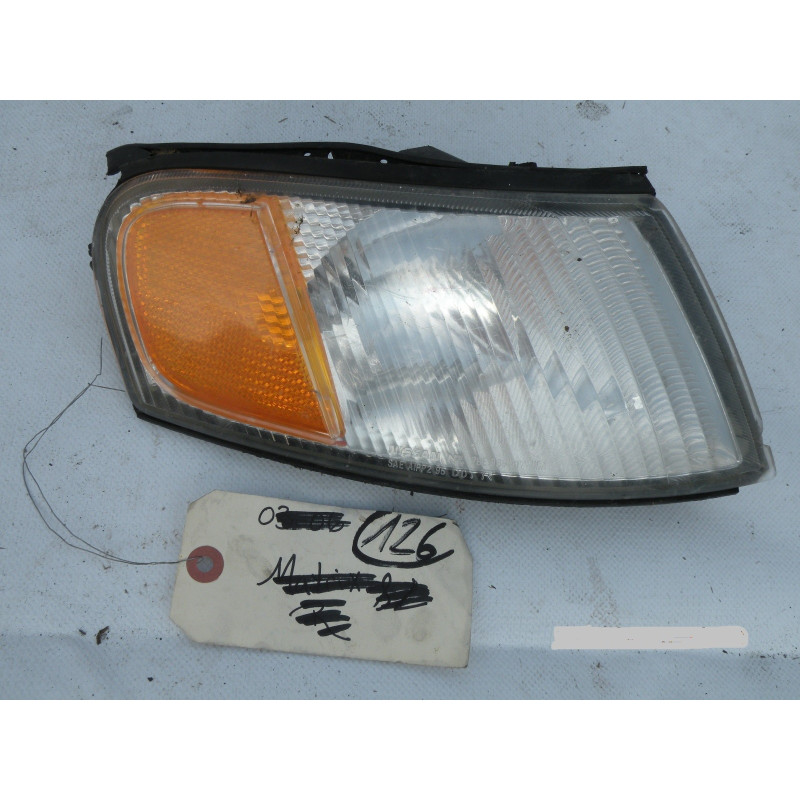 Nissan Altima Right Turn Signal Lamp 1995-1999