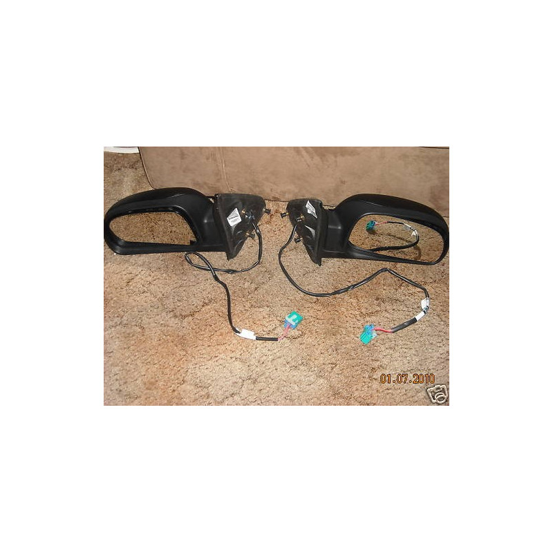 15808570 Chevrolet Trailblazer Right Mirror 2003-2009