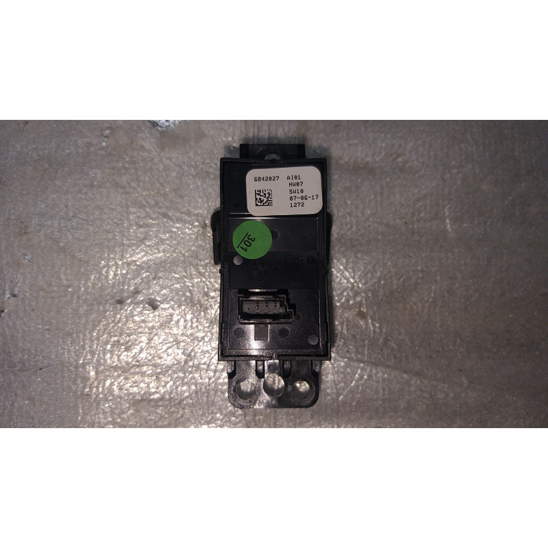 BMW 5 G30 G31 G01 G02 PARKING BRAKE SWITCH 2016-2021 6842027