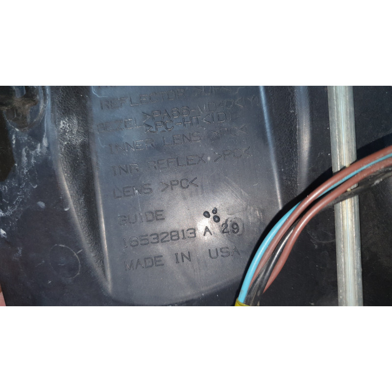 16532813 GMC Yukon XL Denali Left Headlight 2007-2014 15904467
