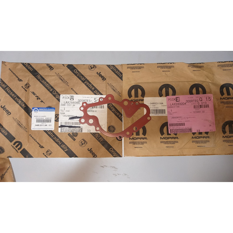 DODGE AVENGER JOURNEY CHRYSLER 300 2.7L SEBRING WATER PUMP GASKET 2004-2010 04892311AA NEW