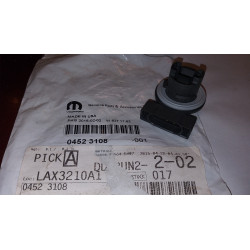 DODGE DAKOTA Mitsubishi Raider SOCKET Park Turn and Side Lamp 1997-2010 04523108 NEW