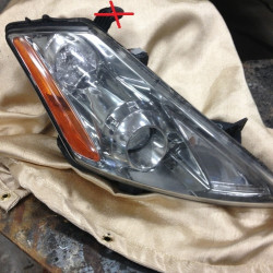 Nissan Murano Right Xenon Headlight with Ballast 2003-2007