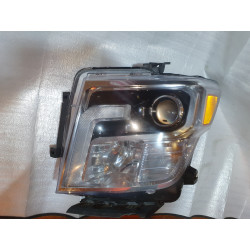 NISSAN TITAN LEFT LED HEADLIGHT 2016-2019 26060-EZ22B 26060-EZ21B