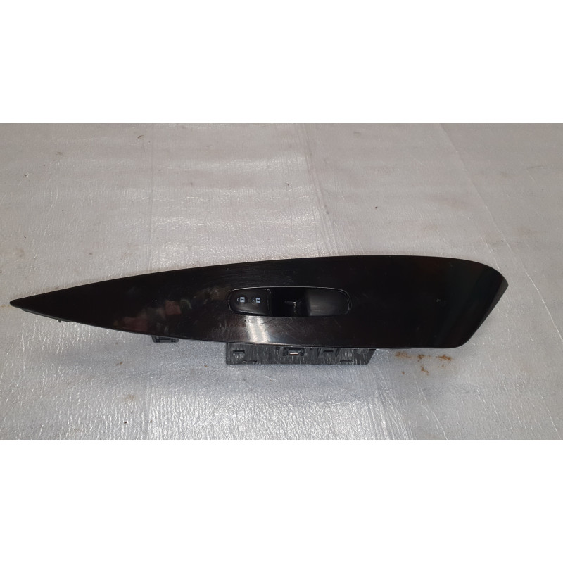 NISSAN LEAF RIGHT FRONT DOOR WINDOW SWITCH 2019 254115SA0A 25411-5SA0A 80960-3NL0A