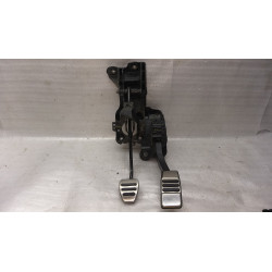 FORD MUSTANG GT GAS BRAKE PEDALS 2015-2020 GR3C-9F836-AA GR3C-9F856-BA