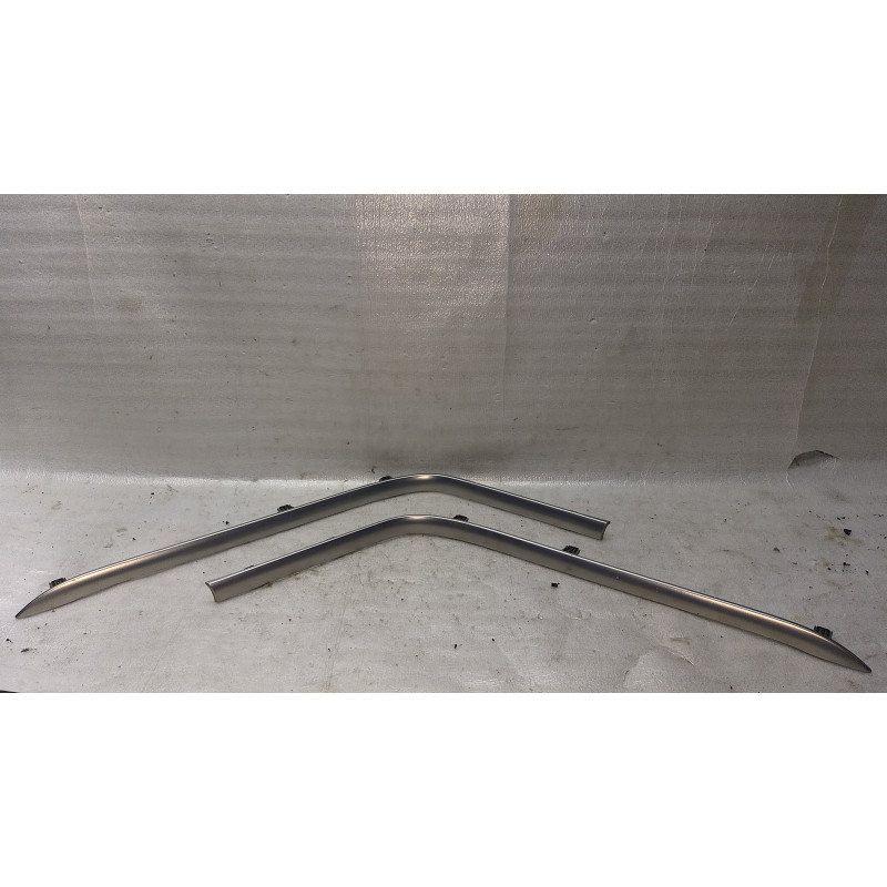 LINCOLN MKS CENTER CONSOLE TRIM MOLDING 2009-2012 RIGHT 8A53-54061A16-A LEFT 8A53-54061A17-A LEFT or RIGHT