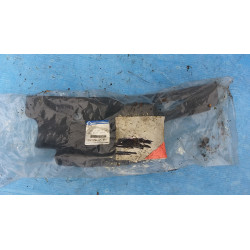 JEEP LIBERTY CHEROKEE Radiator Side Air Seal 2002-2005 52079766AF 52079766AD 52079766AC NEW